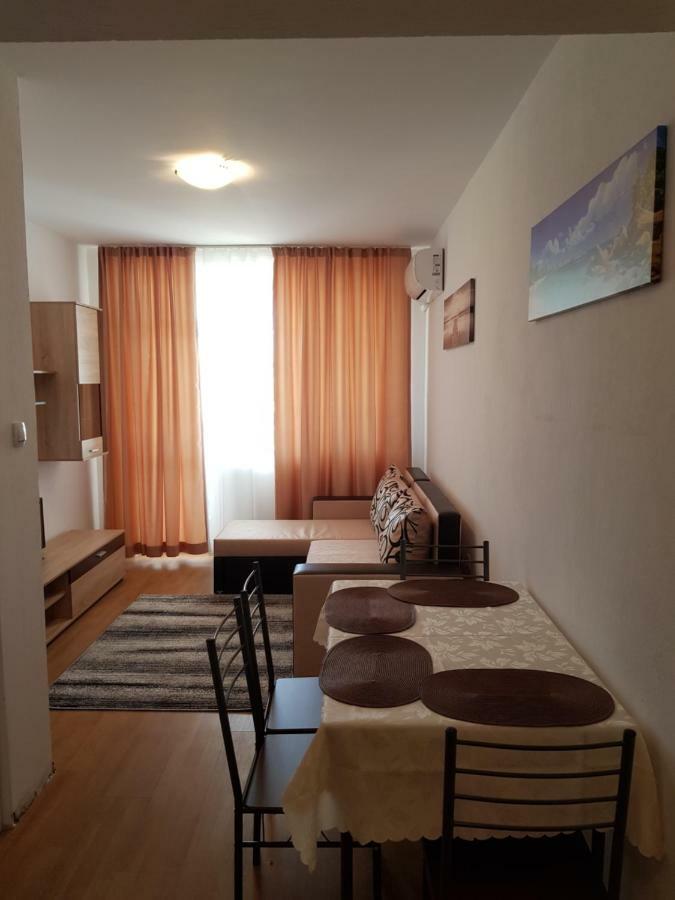 Aquapark Apartment Sunny Beach Ngoại thất bức ảnh